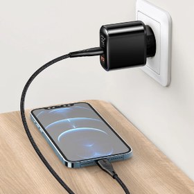 تصویر شارژر دیواری مک دودو مدل CH-7172 به همراه کابل تبدیل تایپ سی Mcdodo CH-7172 charger