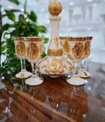 تصویر ست تنگ و گیلاس کریستال طلاکوب طرح ورساچه رنگ کرم با طلاکاری 12 عیار هلند مجموعه 8 پارچه 