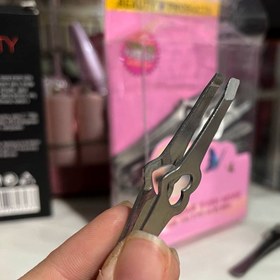 تصویر موچین ابرو 