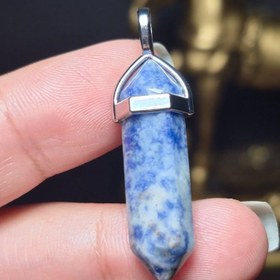 تصویر گردن آویز منشور سنگ سودالیت معدنی کد Z7043 