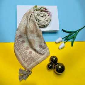 تصویر روسری کرم گلدار 