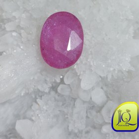 تصویر نگین یاقوت سرخ 