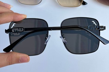 フェンディ FENDI サングラス レディース メンズ （ブラック