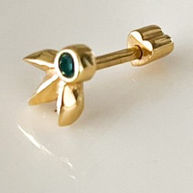 تصویر پیرسینگ برگ نگین سبز 