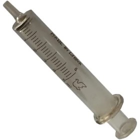 تصویر سرنگ شیشه ای 5 سی سی 