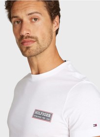 تصویر تیشرت گردن گرد با نشان لوگو برند Tommy Hilfiger Logo Badge Crew Neck T-Shirt