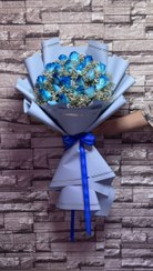 تصویر دسته‌گل رز آبی 