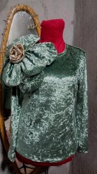 تصویر شومیز مخمل با گل پنج پر بزرگ 