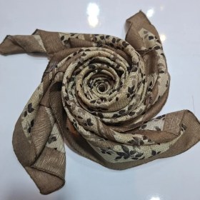 تصویر روسری نخی_ دور حاشیه_گل ریز_HPS - دودی 