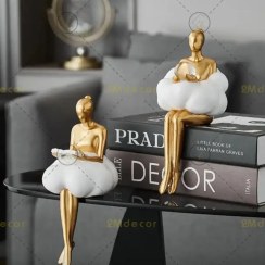 تصویر مجسمه دختر ابری پلی استری 