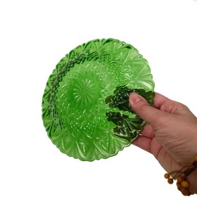 تصویر پیش دستی بلوری سبز 