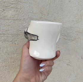 تصویر ماگ سوتین مشکی 