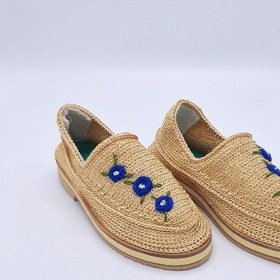 تصویر گیوه زنانه(کرم گل آبی) 