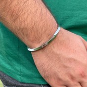 تصویر دستبند بنگل مردانه پیچ برنجی رنگ ثابت 