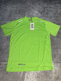 تصویر تیشرت نایکی 