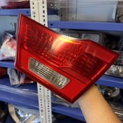 تصویر چراغ خطر عقب چپ روی صندوق اپتیما MG 