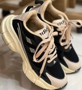 تصویر کتانی آدیداس مشکی سفید سایز ۴۰ 