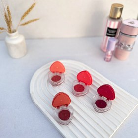 تصویر رژگونه و رژ لب قلبی 