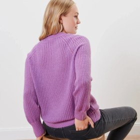 تصویر پلیور یاسی پشمی زنانه چیبو 