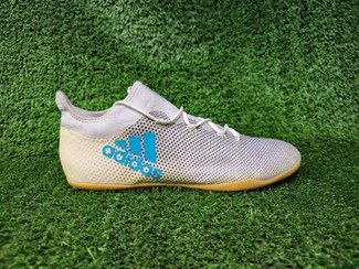 تصویر کتونی کفش فوتسال سالنی اورجینال آدیداس سایز۴۶.۵ Futsal shoes