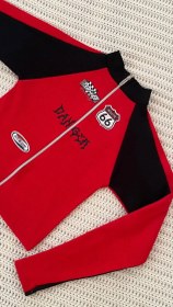 تصویر کراپ ریسینگ آستین فینگری 