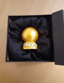 تصویر توپ طلا (سایز کوچک) GOLD BALL