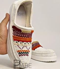 تصویر گیوه مدل آتش - سفید / giveh_zanane_dastbaft