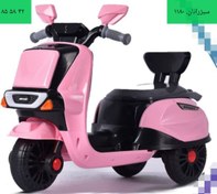 تصویر موتور شارژی وسپا ۱۱۸۰ 