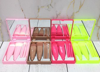 تصویر ست براش آرایشی ۵ عددی مدل آینه دار صورتی کم رنگ 