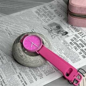 تصویر ساعت مچی صورتی دخترانه 