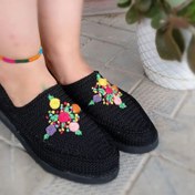 تصویر گیوه گلدوزی شده give