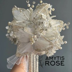 تصویر دسته گل عروس آرامیس مدل ۲۰۲ 