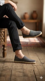 تصویر گیوه طوسی ابریشمی 