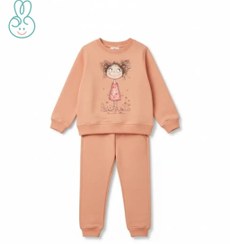 تصویر بلوز شلوار دخترک مو موشی کیدومکس 