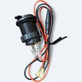 تصویر ولت متر و شارژر خودرویی با USB رنگ قرمز 