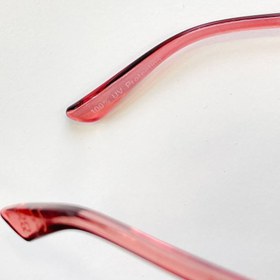 تصویر عینک شفاف پینترستی 