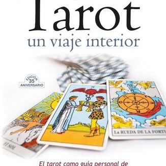 Jung y el Tarot: Un viaje arquetípico (Spanish Edition)
