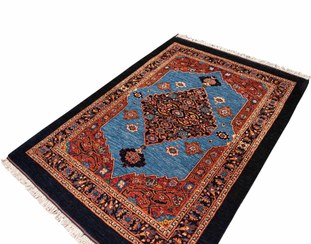 تصویر قالی دستباف ۱۴۸×۲۵۱ نقشه بختیاری کد KE04180 