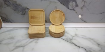 تصویر زیر لیوانی چوبی بامبو 