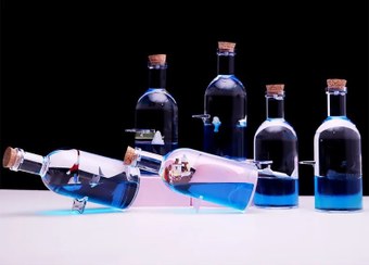 تصویر دکوراسیون شناور و غرق نشدنی طرح بطری هدیه ولنتاین 