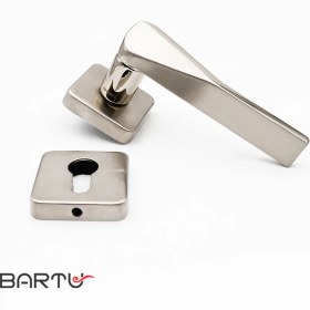 تصویر دستگیره درب دیاکو مدل داتیس 