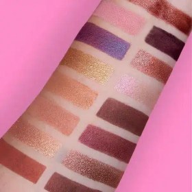 تصویر پالت سایه چشم تکنیک مدل Persuasion 