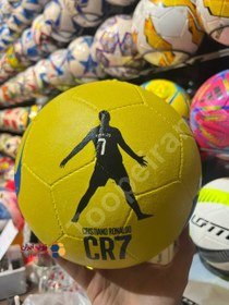 تصویر توپ فوتبال لاستیکی سایز 4 بتا مدل رونالدو النصر CR7 مناسب آسفالت کیفیت عالی 