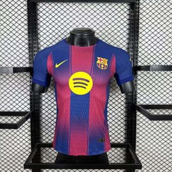 تصویر لباس فوتبال بارسلونا ۲۰۲۶ هواداری با شورت 