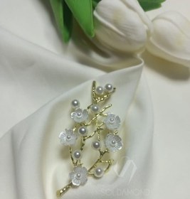 تصویر سنجاق سینه شکوفه 