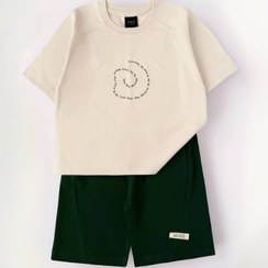 تصویر ست تیشرت و شلوارک چاپی اسپرت نخ پنبه و دورس طرح پیچی برند آکو aku aku