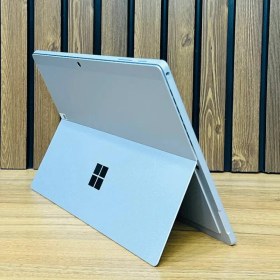 تصویر لپ تاپ surface pro 5 استوک 