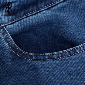 تصویر شلوار لی مام فیت مردانه اسپرت – استایل خاص و راحت | آرنا اسپورتر - 4 Men's Mom Fit Denim Jeans – Sporty & Stylish | Arenasporter