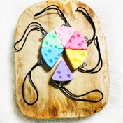 تصویر آویز فلش و موبایل پنیر فانتزی 