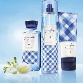 تصویر بادی اسپلش خوشبو کننده بدن مدل گینگهام بث اند بادی ورکس | Bath & Body Works Gingham Fine Fragrance Mist Bath & Body Works Gingham Fine Fragrance Mist